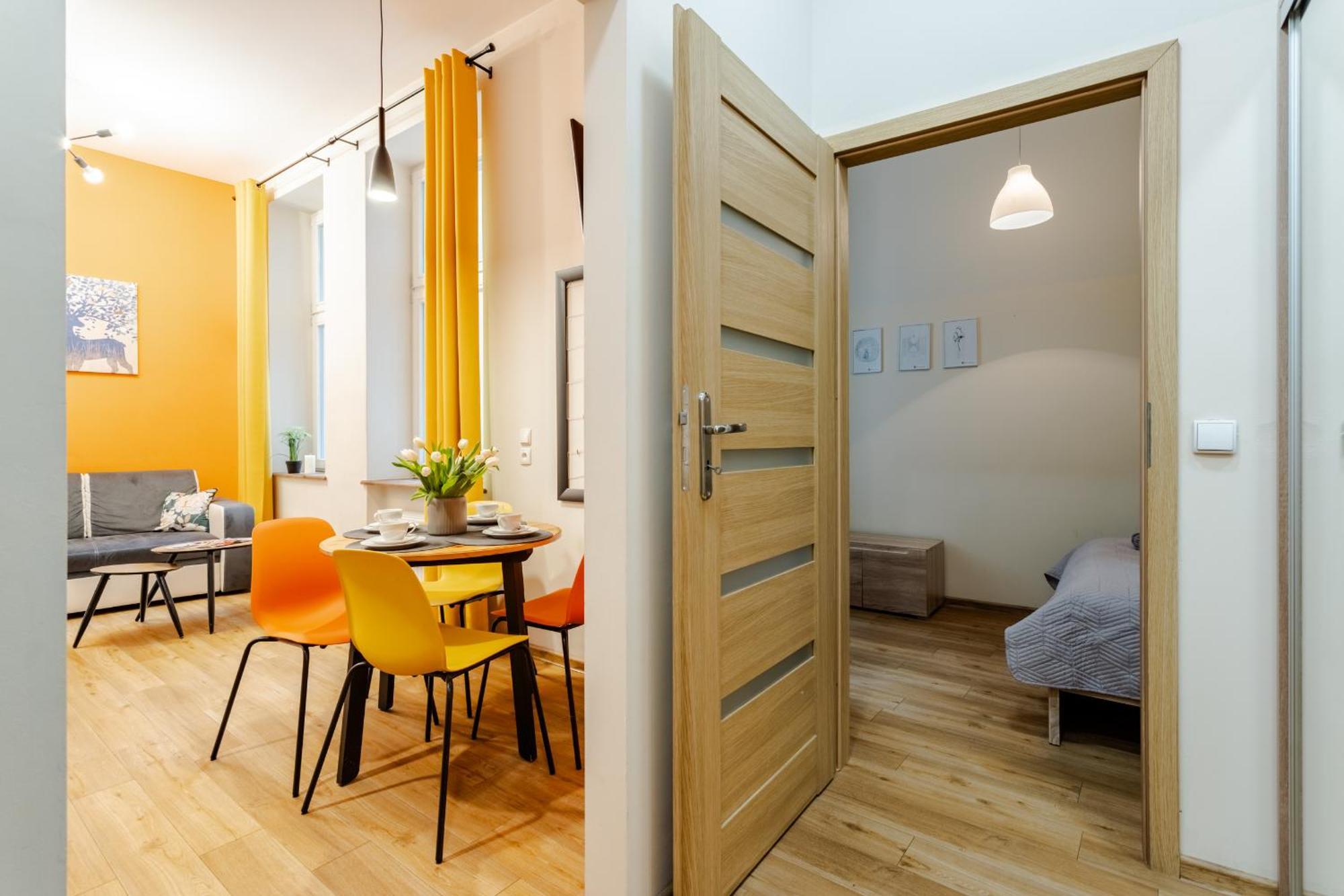 Apartament Fair Targi Dworzec Poznan Gasiorowskich Ngoại thất bức ảnh
